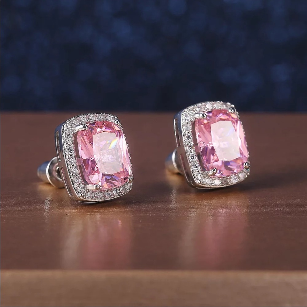New Women’s Luxury 925 Silver Sapphire Earrings - Picture 6 of 6